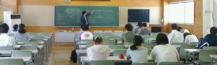 ●群馬県の高等学校「モチベーションアップ講演」訪問 ●なぜ働くのか ●社会が求める能力とは ●高校生活では何をすべきか 等。 1、2年生対象でした。質問をしたり、「こんなことが必要」など話しをするとメモしたりし、 社会に出て働くということについて前向きに捉えていると感じました。